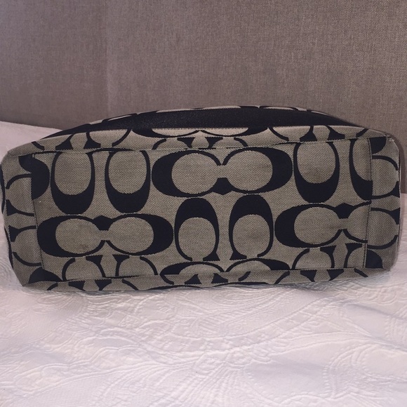 Authentic Coach Diaper Bag/ Multifunction Tote - Picture 4 of 5